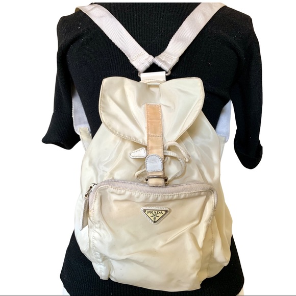 Auth Prada backpack - Picture 3 of 12